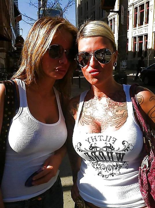 25P What your mom wears when she wants some pussy