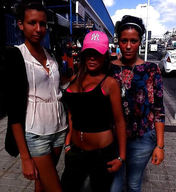 25P What your mom wears when she wants some pussy