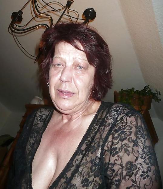 20P Mature-BBW-Ladies 205