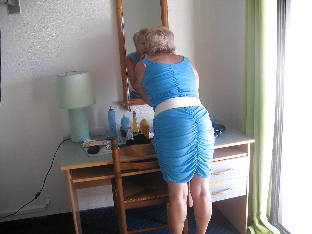 25P G I L F  Slut  19