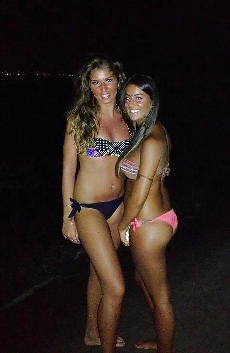 11P Italian girl: ilaria