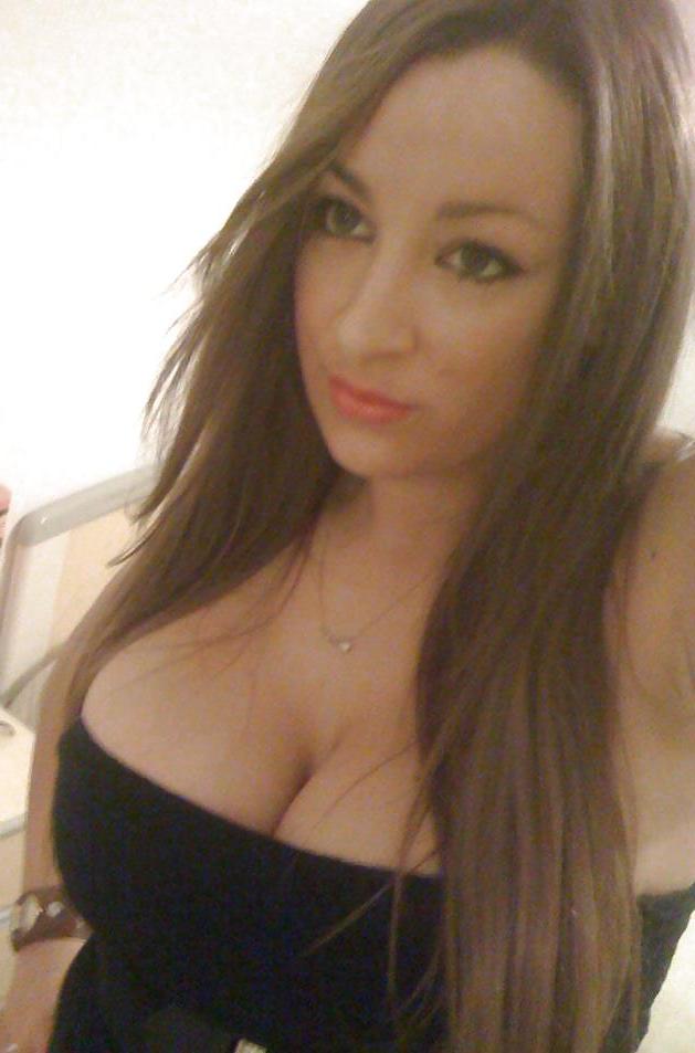 25P Girl with perfect big tits