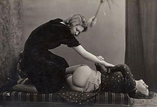 25P Spanking Vintage