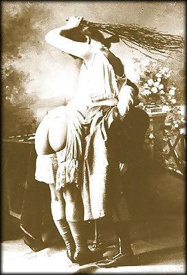 25P Spanking Vintage