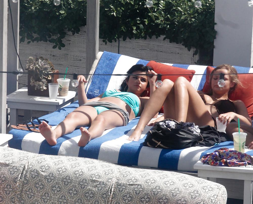 20P Celebrity feet
