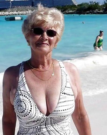 20P Mature-BBW-Ladies 266