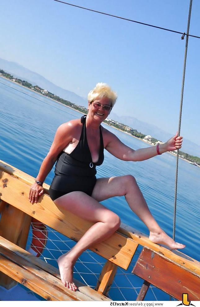 20P Mature-BBW-Ladies 337