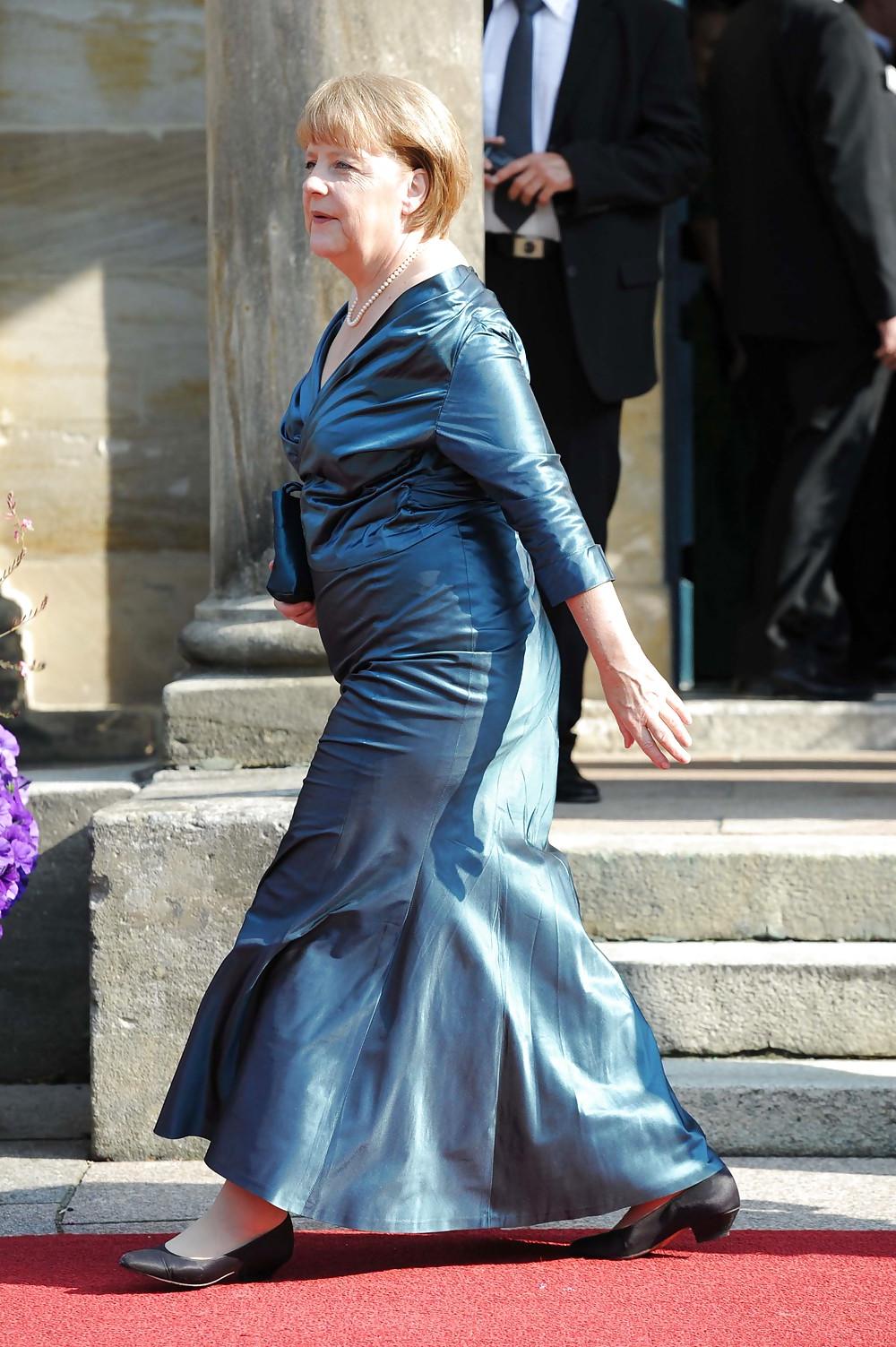 16P Angela Merkel Feet