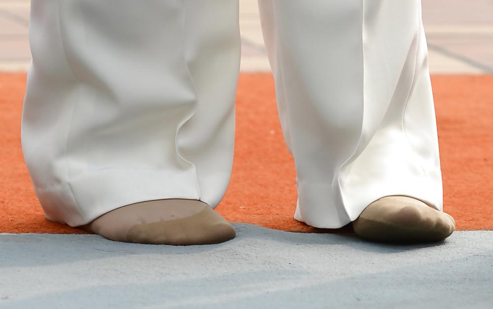 16P Angela Merkel Feet