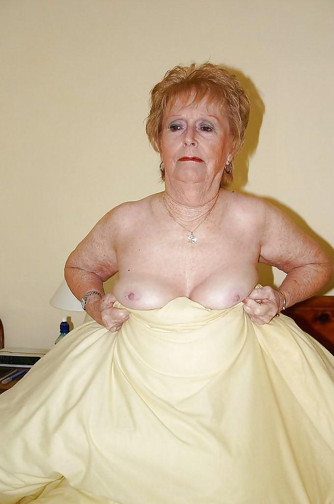 25P G I L F  Slut  4