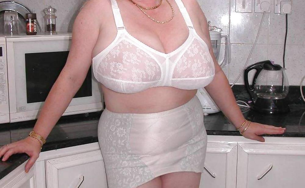 20P Mature-BBW-Ladies 339