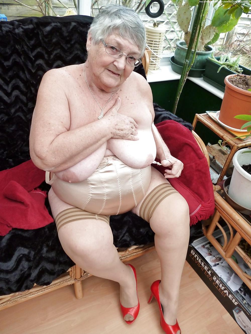 16P Mature-BBW-Ladies 351