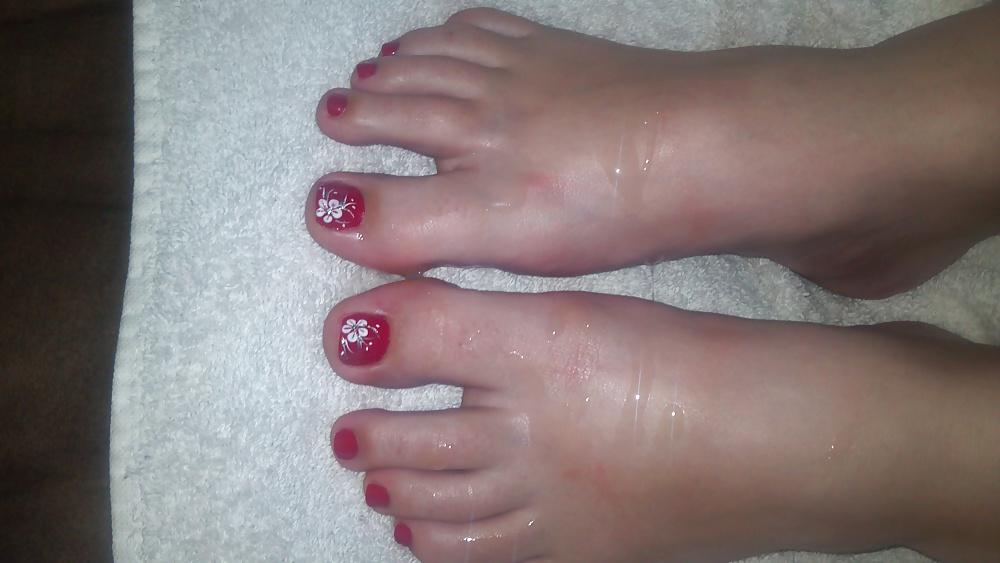6P My feet covered in hot sticky cum