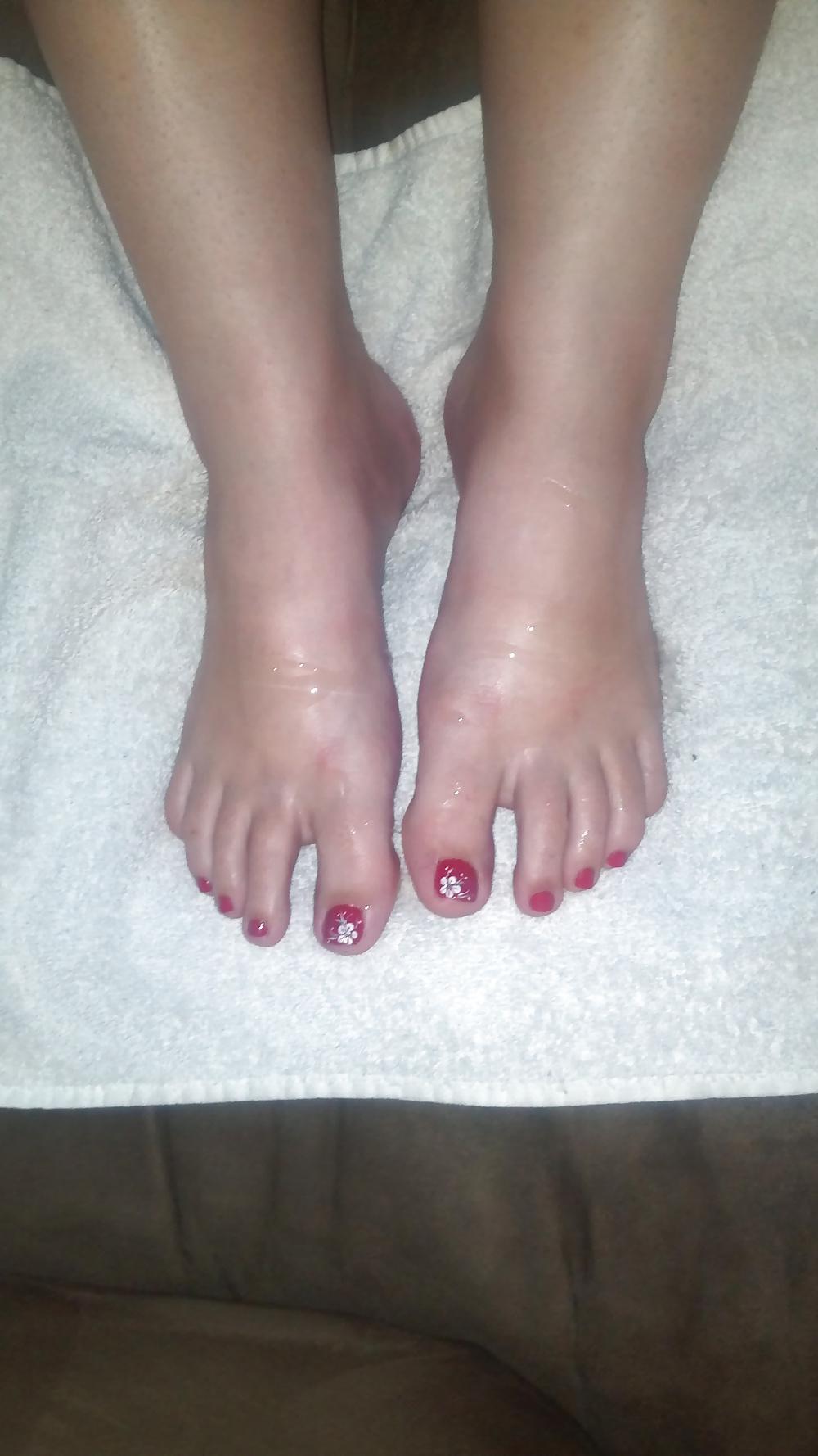 6P My feet covered in hot sticky cum