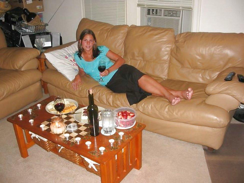 10P Hot Wife Sucking And Fucking