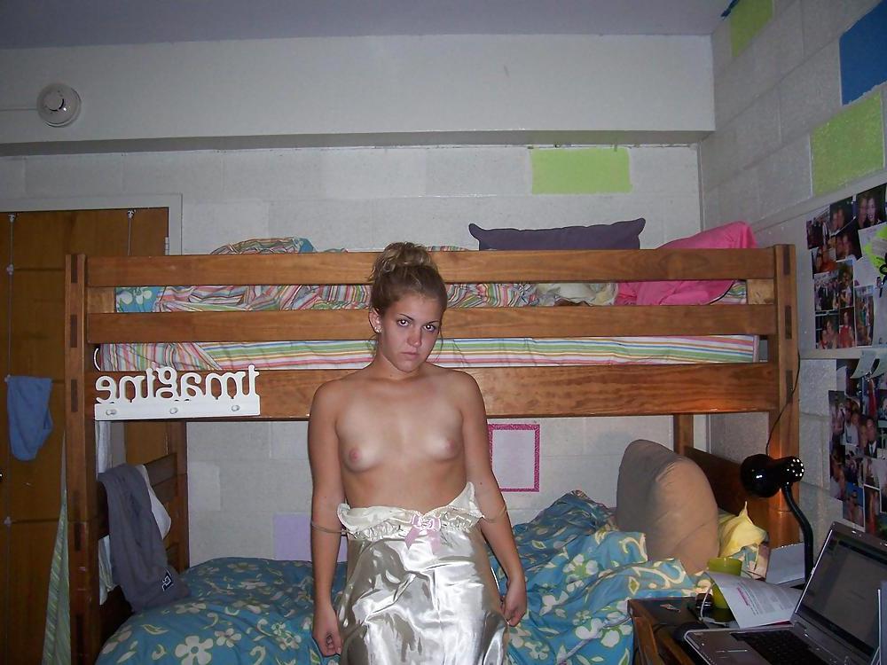 14P US student teasing - N. C. 
