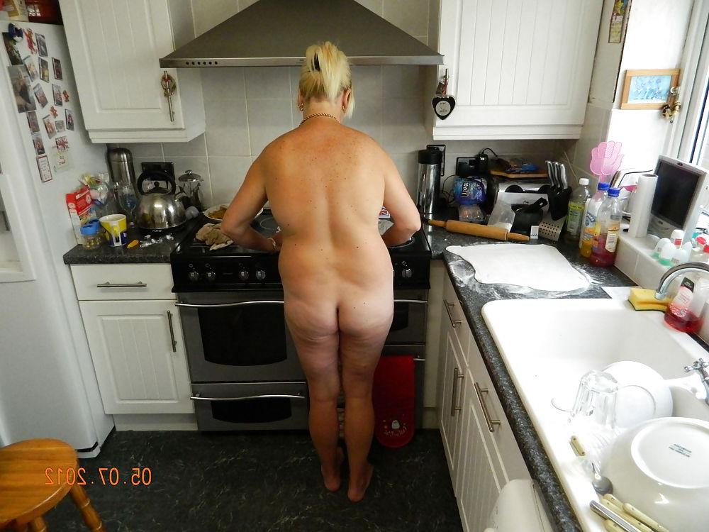 20P Mature-BBW-Ladies 323