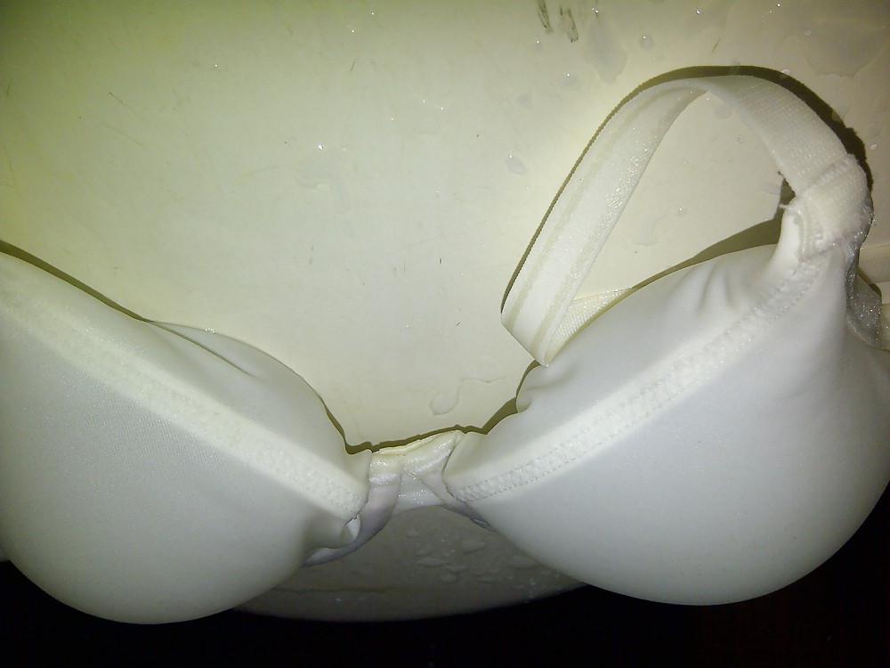10P Fun with funny balloon bra
