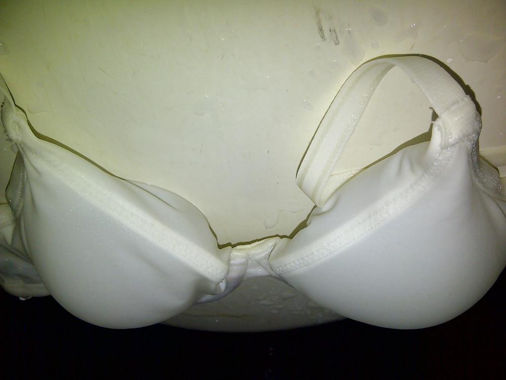 10P Fun with funny balloon bra