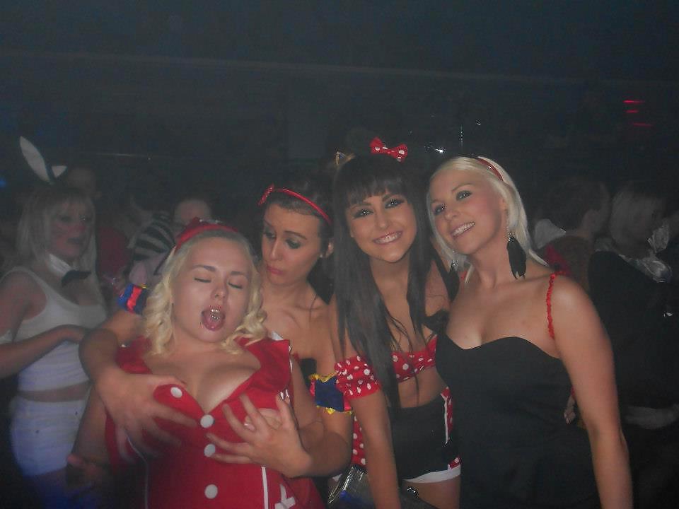 13P Irish girls 1