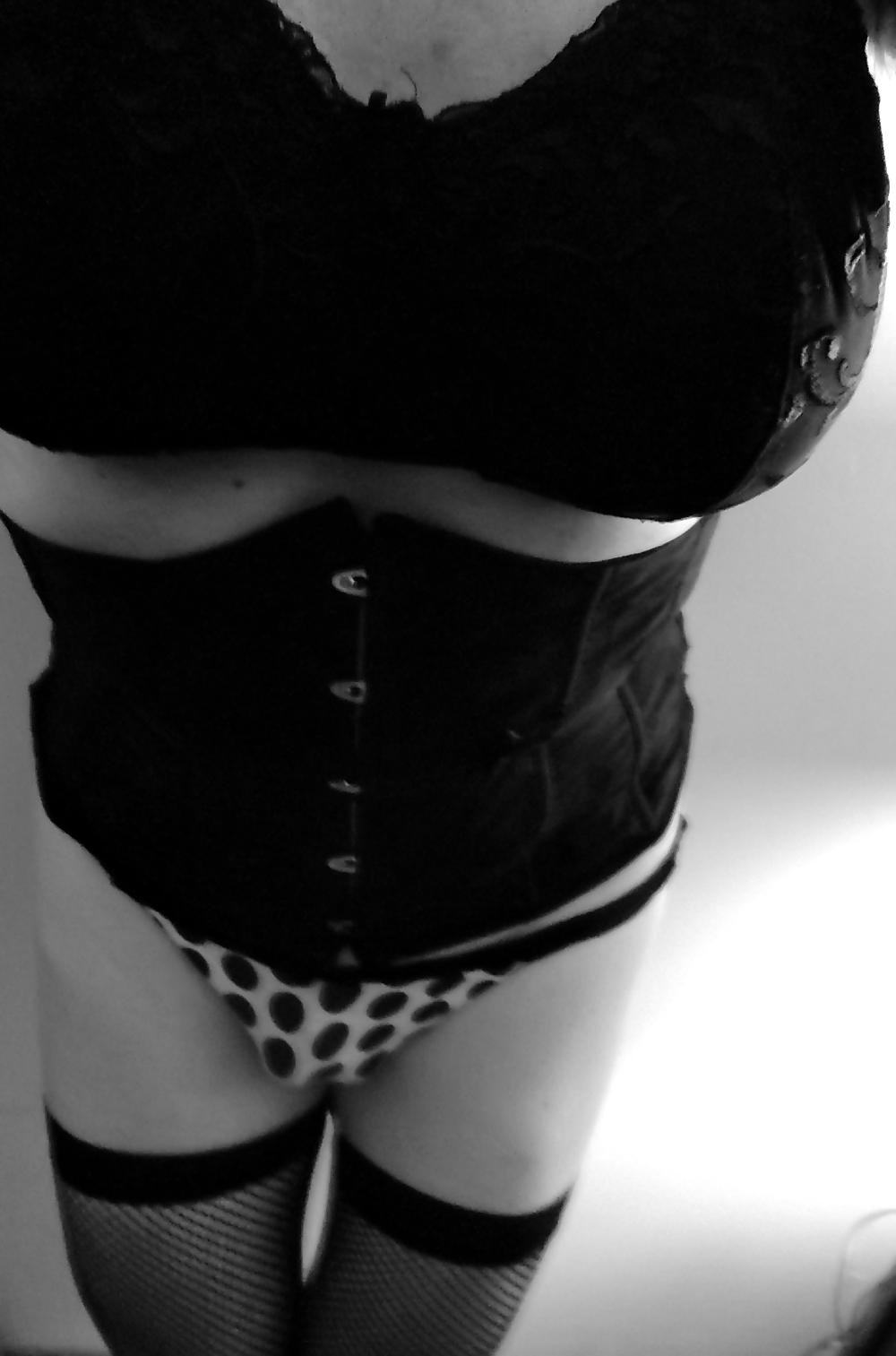 11P Submissive CD at Your service