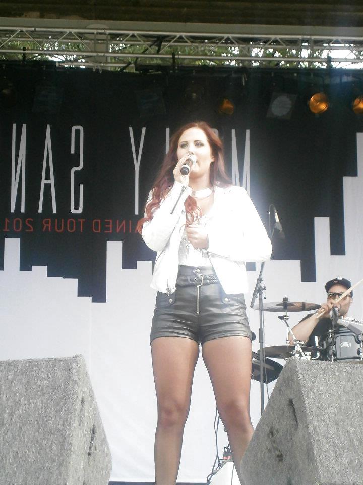 25P Molly - swedish singer