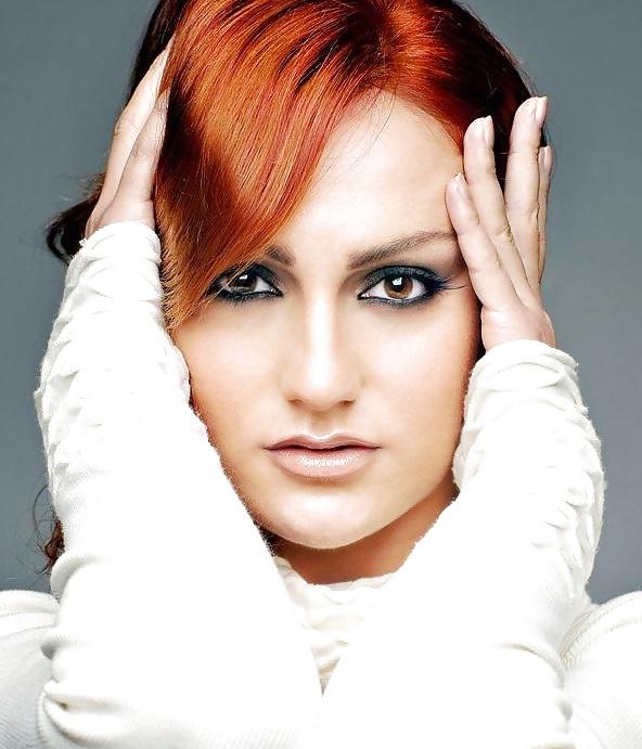 25P Aliona vilani sexy redhaired dancer 2