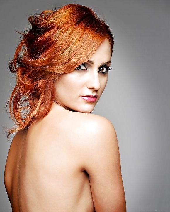 25P Aliona vilani sexy redhaired dancer 2