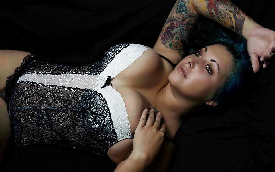 25P Tattoo's and sexy hot girls
