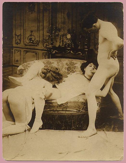 25P Vintage Nudes