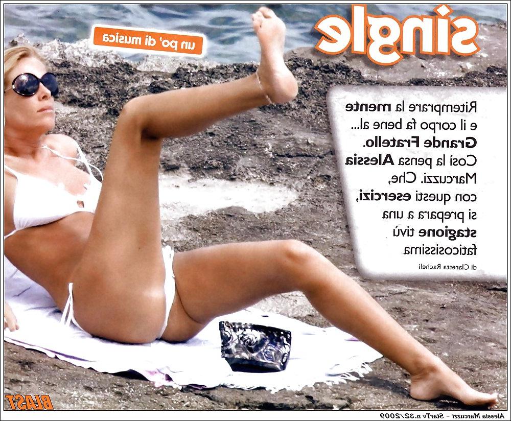 25P Alessia Marcuzzi Feet