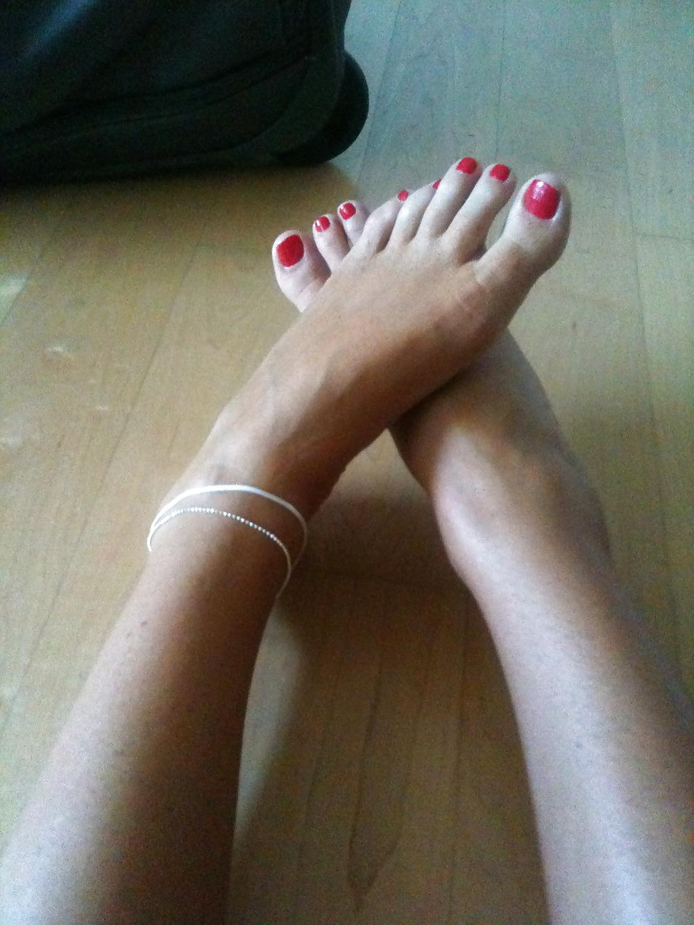 25P Alessia Marcuzzi Feet