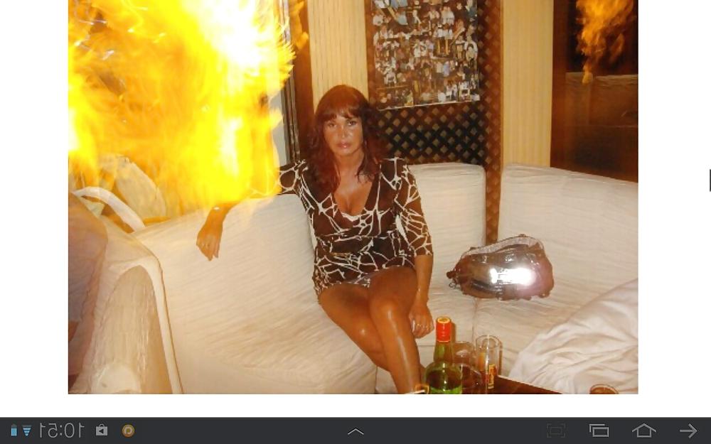 25P Milf maman francaise non nude
