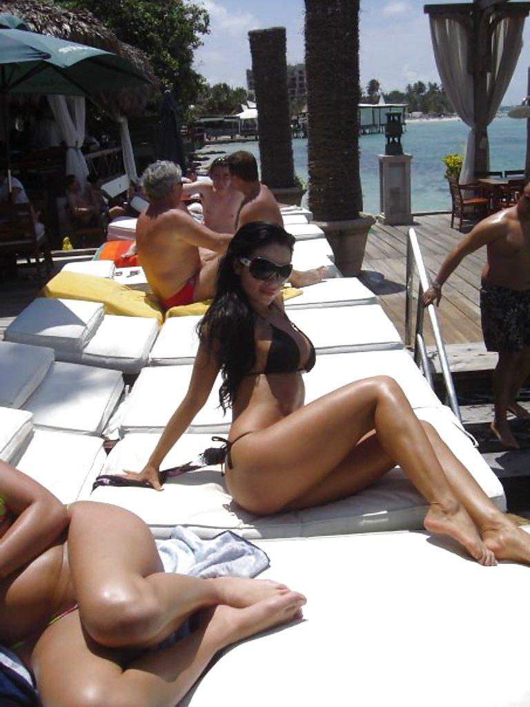 25P Latina dancer 2