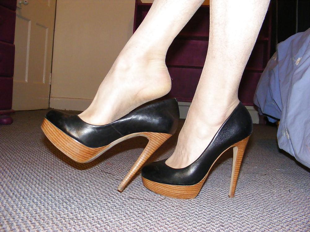 9P Heels and tan stockings