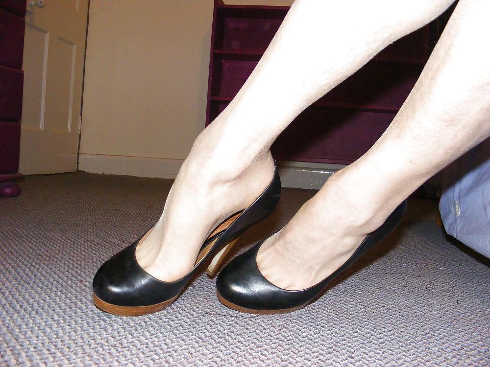 9P Heels and tan stockings