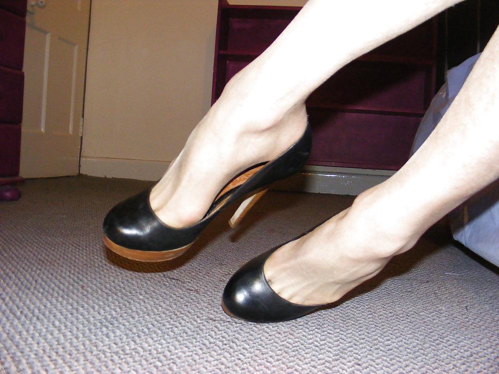 9P Heels and tan stockings