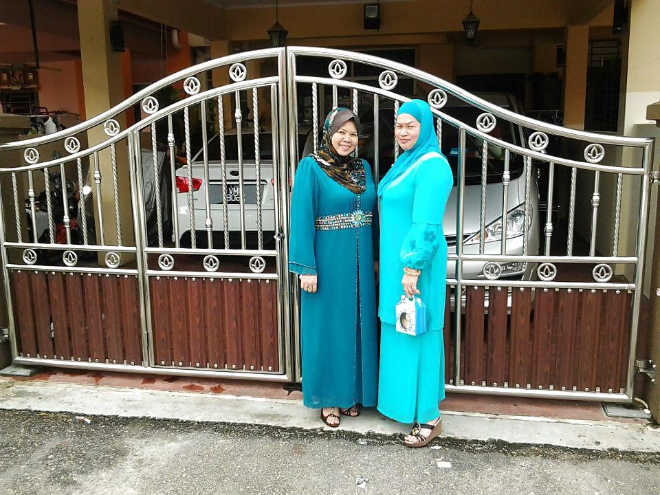 20P Sexy malay mom