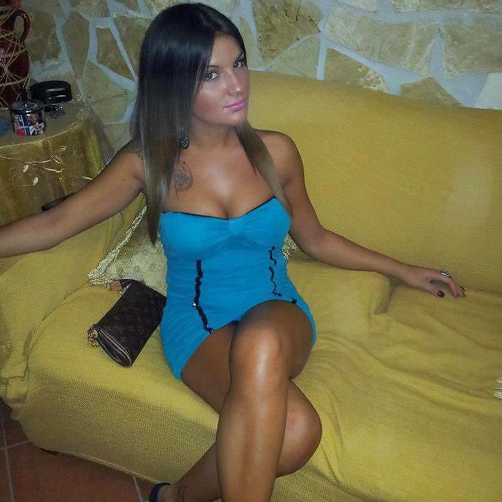 15P Italian girl: Annalisa