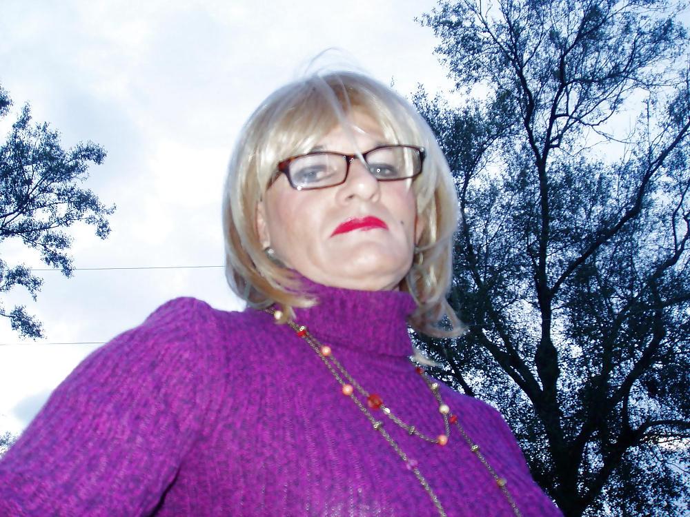 11P More photos of me in crossdressing 