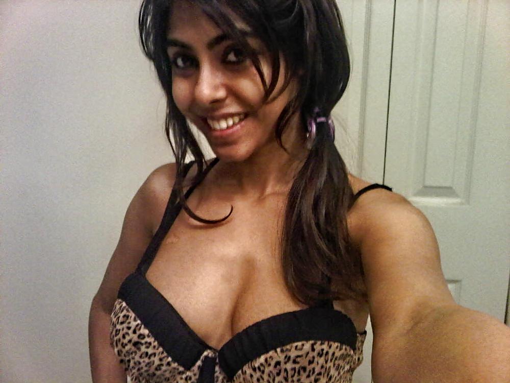 4P Indian girl with a banging body