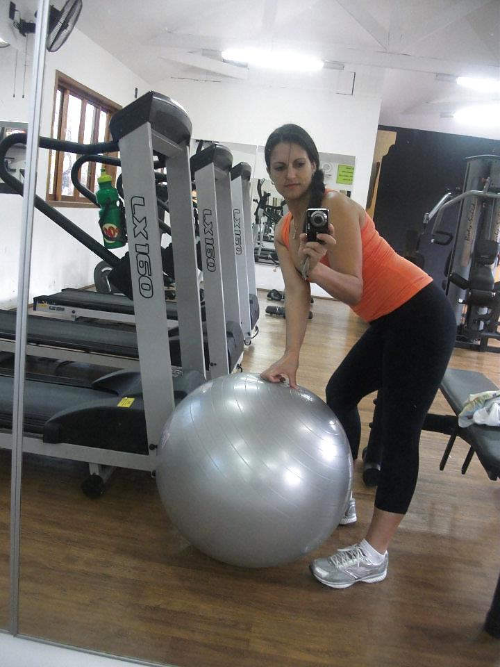 25P Sexy mom Angela with great ass and small tits