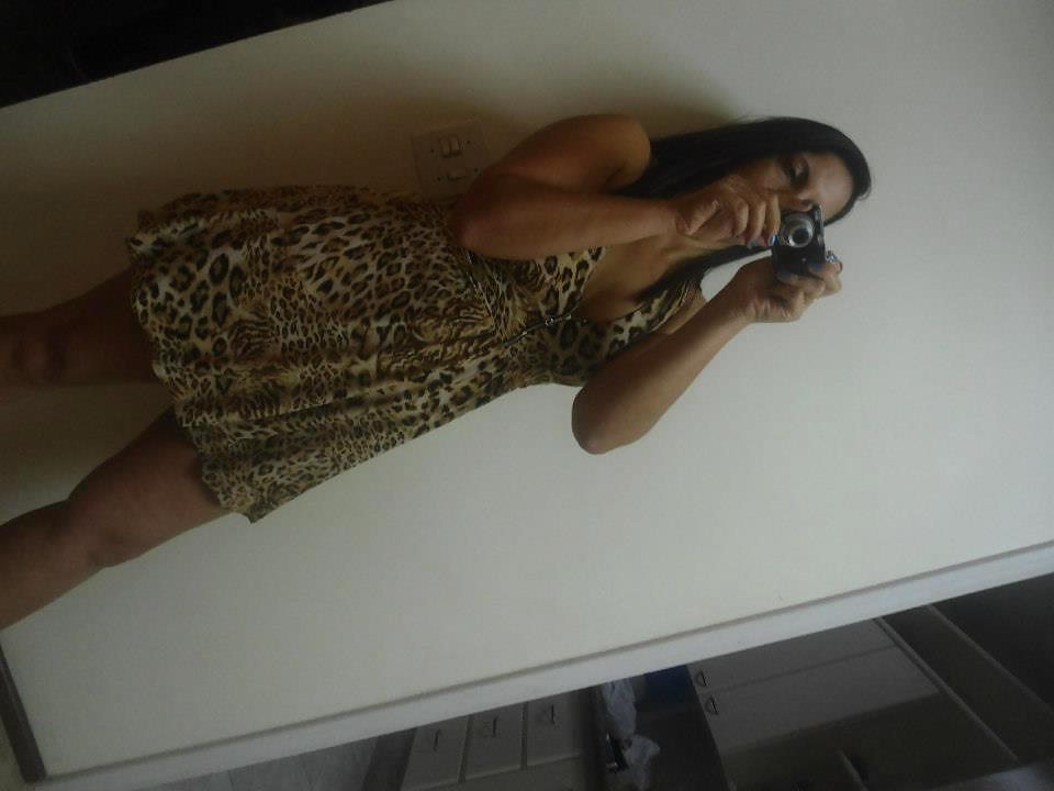 25P Sexy mom Angela with great ass and small tits