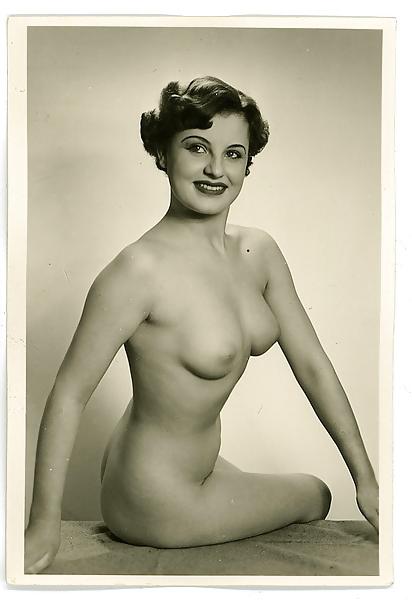 20P HAIRY VINTAGE BABES-1