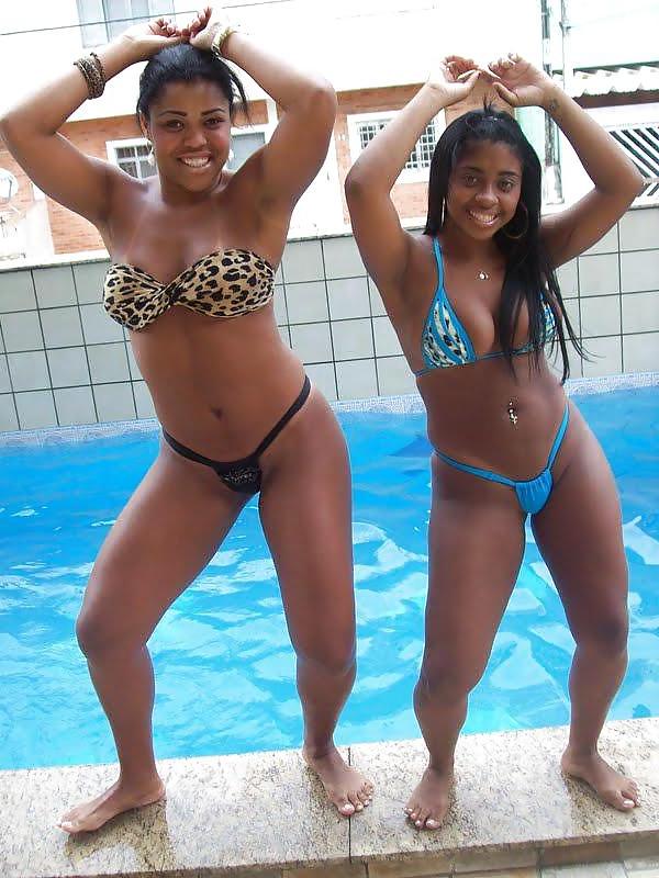 25P Beach and pool (personal photos).