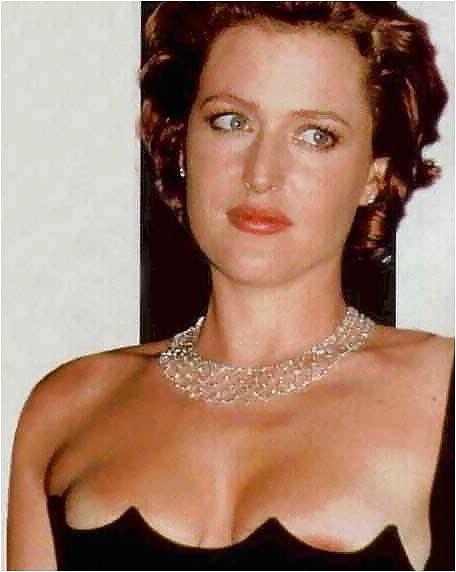 9P Gillian anderson (hairy armpits)
