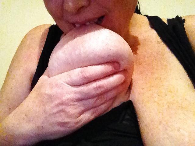 15P My big sexy tits - Part 2 