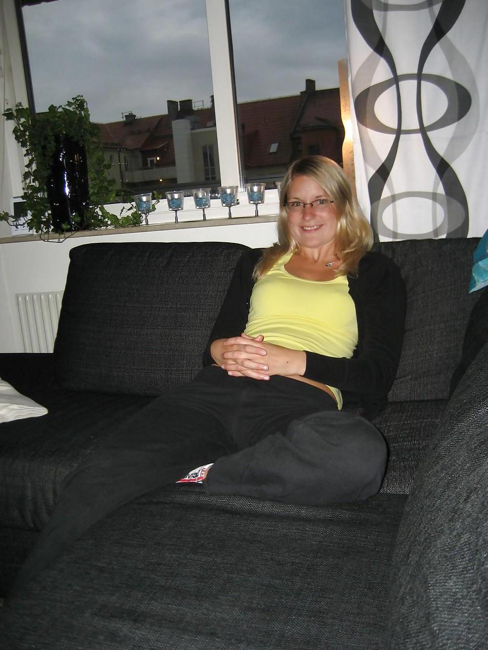 25P HORNY SWEDISH AMATEUR