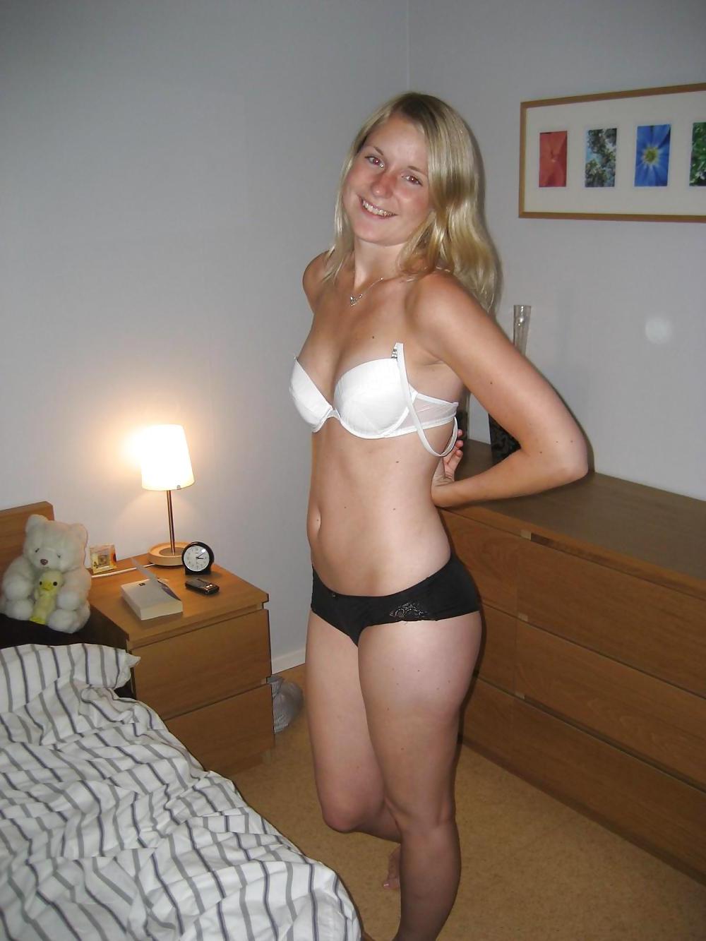 25P HORNY SWEDISH AMATEUR