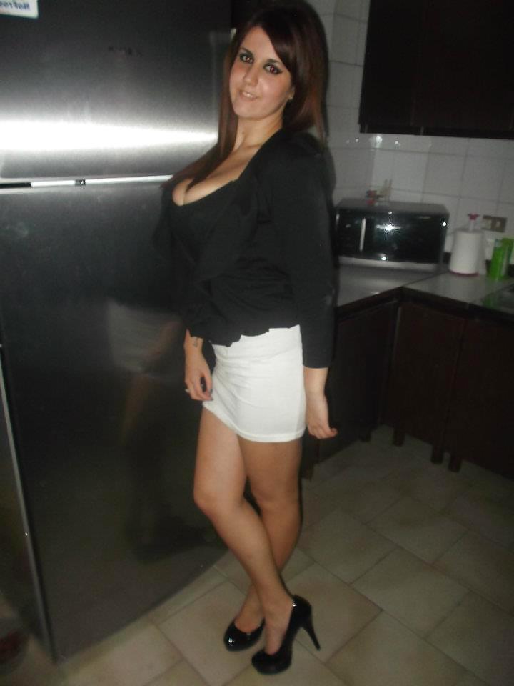 25P Italian girl: Marianna